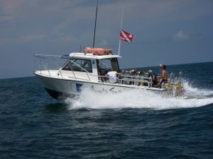 East coast of North Carolina taknig a scuba diving charter boat to dive sites